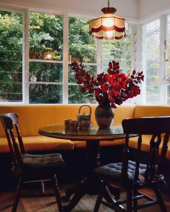 Harrys House Warburton - Peaceful Riverside Cottage In The Perfect Location Exteriér fotografie