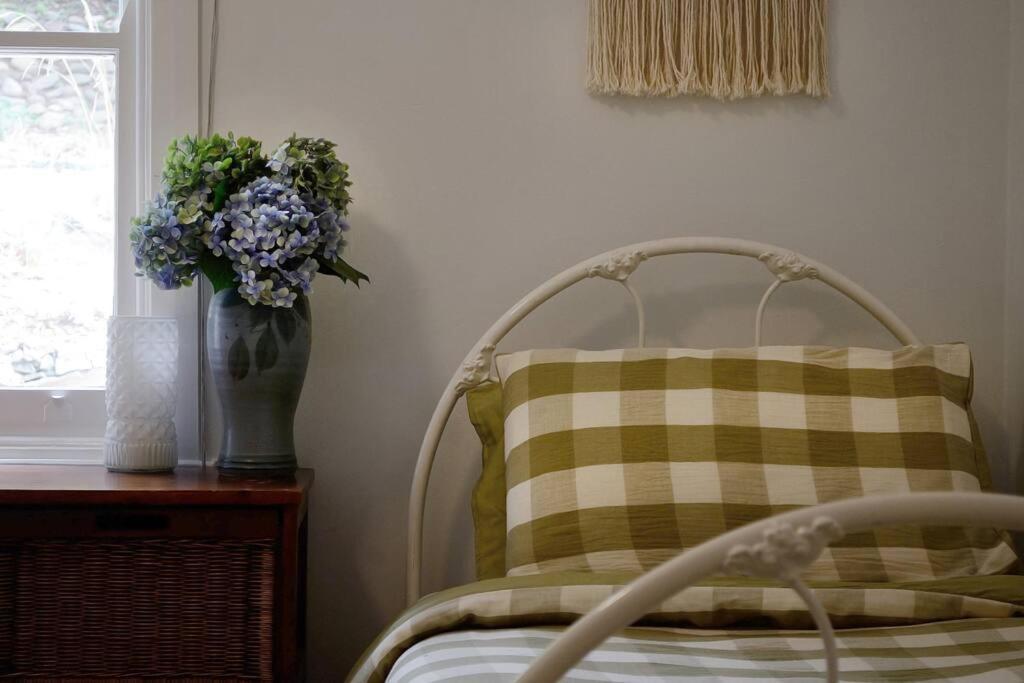 Harrys House Warburton - Peaceful Riverside Cottage In The Perfect Location Exteriér fotografie